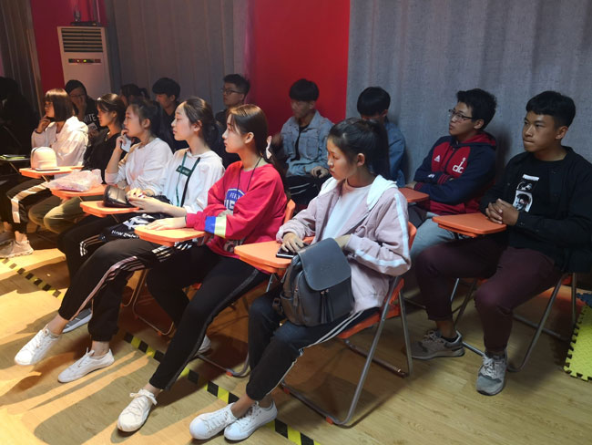 怎樣才能提高自己的表演技巧？